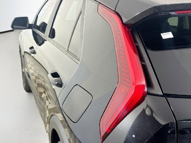 2023 Kia Niro LX