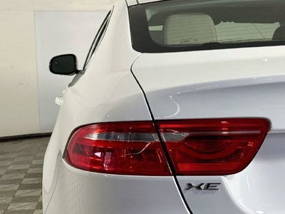 2017 Jaguar XE 25t Premium