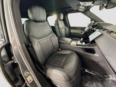 2025 Land Rover Range Rover Sport SE