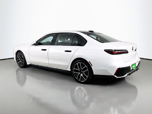 2025 BMW 7 Series 740i