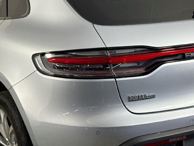 2023 Porsche Macan Base
