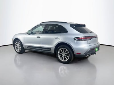 2023 Porsche Macan Base