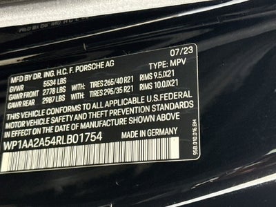 2024 Porsche Macan Base