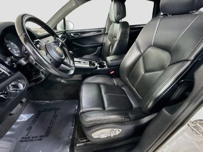 2023 Porsche Macan T