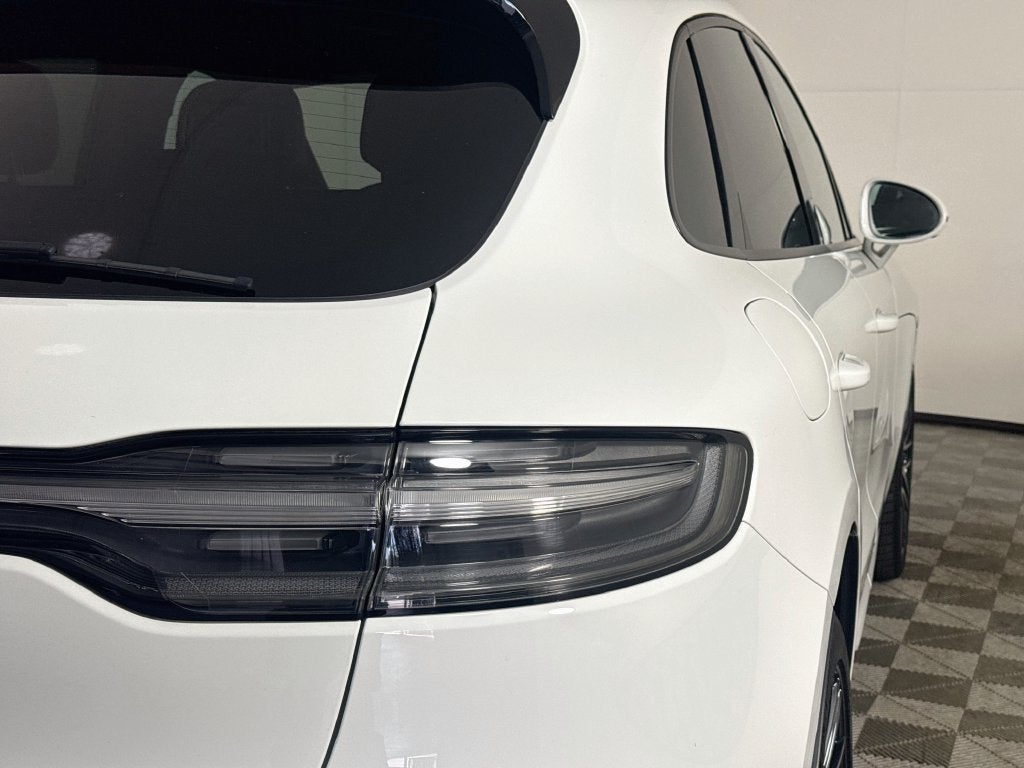 2023 Porsche Macan T