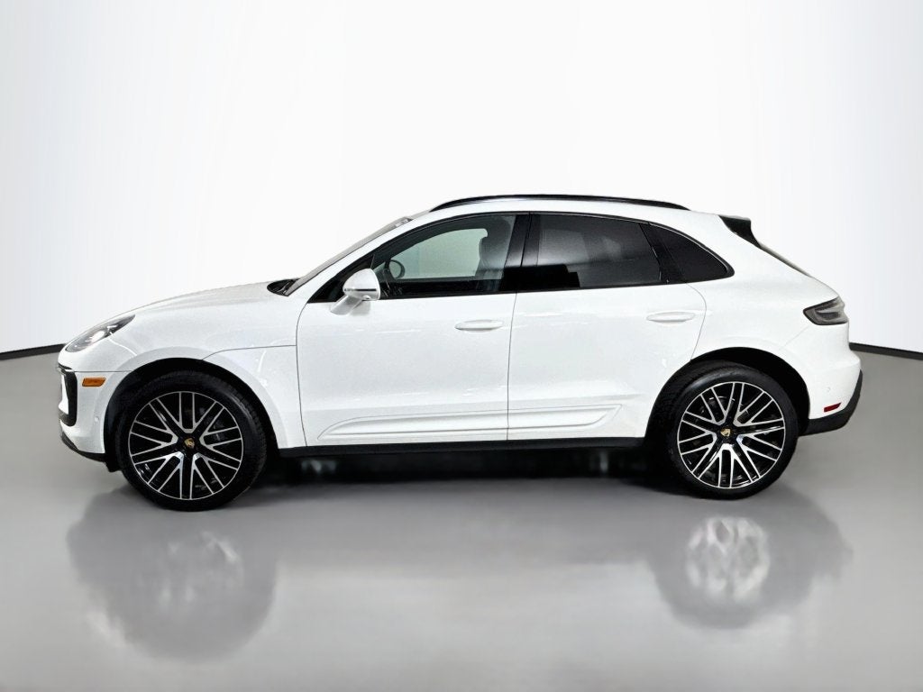 2023 Porsche Macan T