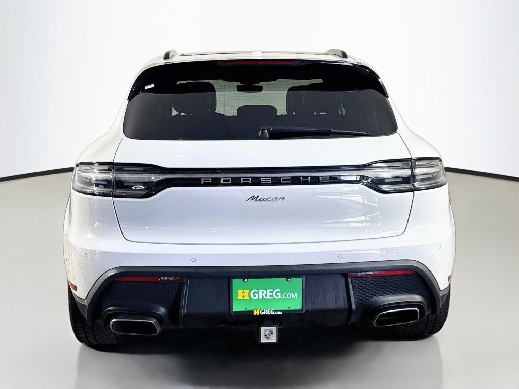 2023 Porsche Macan T