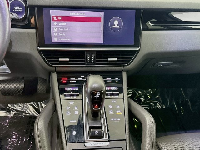 2023 Porsche Cayenne Base