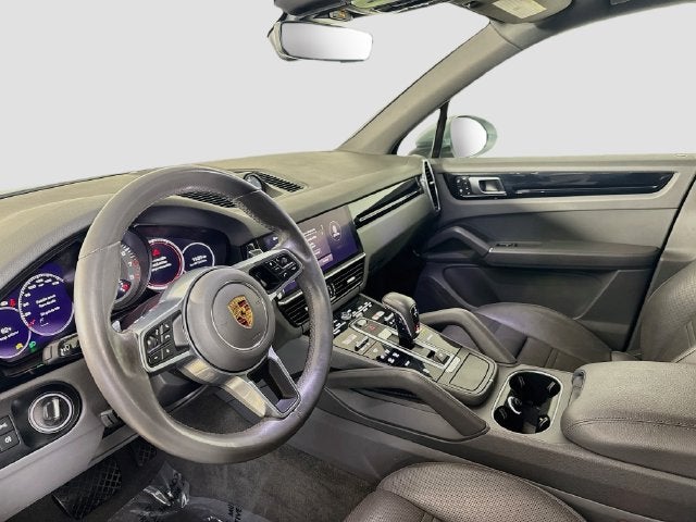 2023 Porsche Cayenne Base