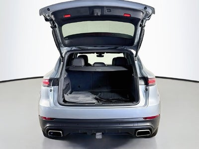 2023 Porsche Cayenne Base