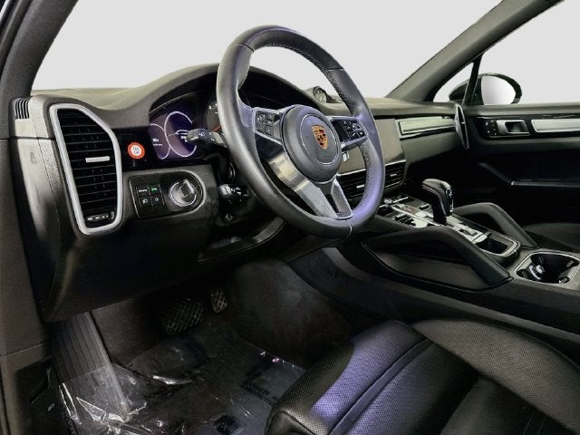 2023 Porsche Cayenne Platinum Edition