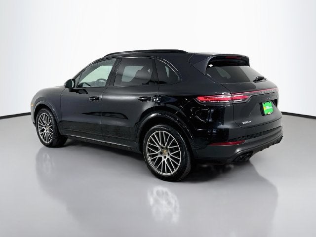2023 Porsche Cayenne Platinum Edition