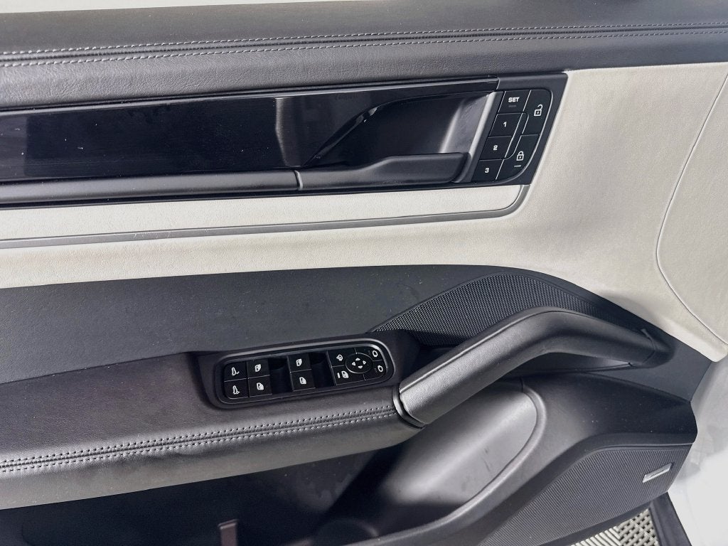 2024 Porsche Cayenne Coupe Base