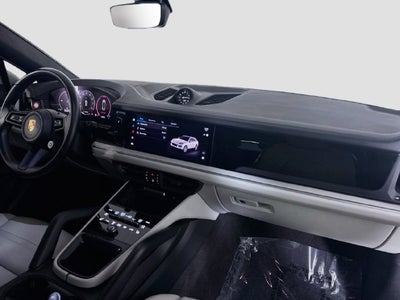 2024 Porsche Cayenne Coupe Base