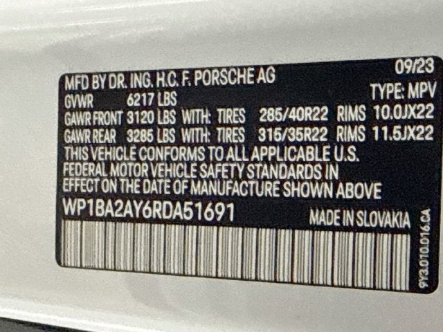 2024 Porsche Cayenne Coupe Base