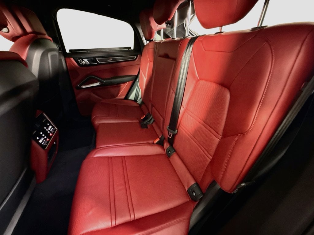 2023 Porsche Cayenne Coupe Turbo