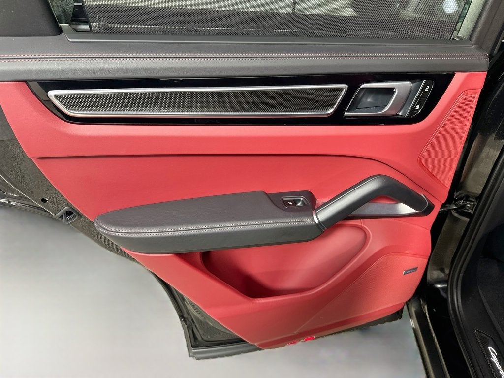2023 Porsche Cayenne Coupe Turbo