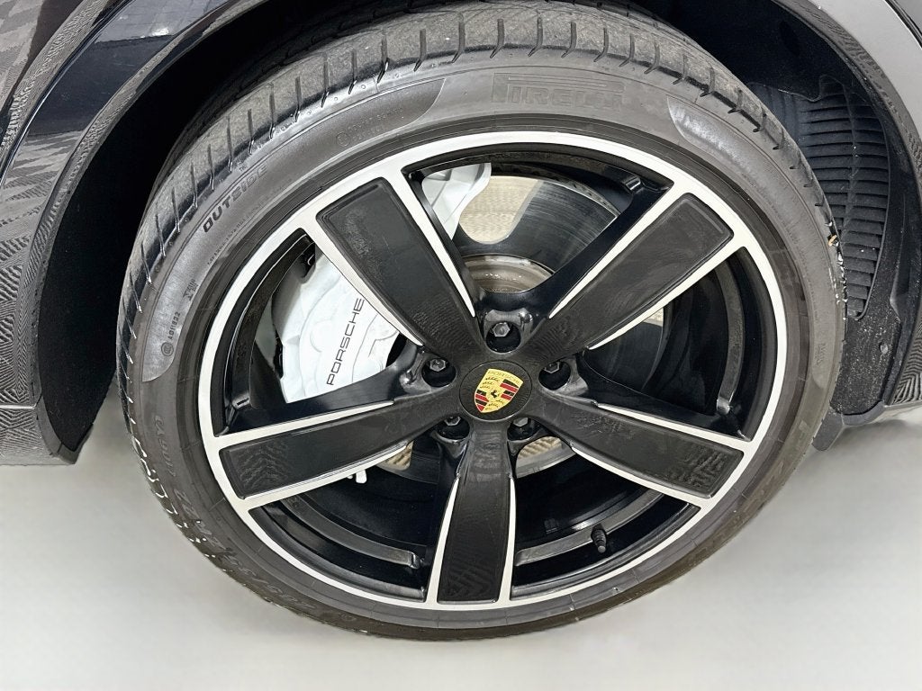 2023 Porsche Cayenne Coupe Turbo