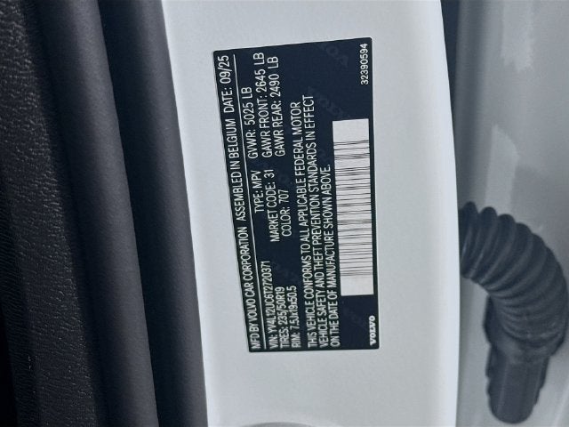 2026 Volvo XC40 B5 Plus