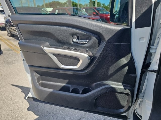 2021 Nissan Titan SV