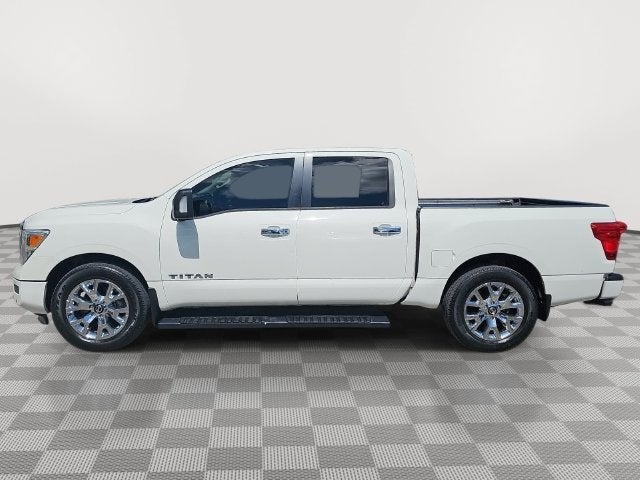 2021 Nissan Titan SV