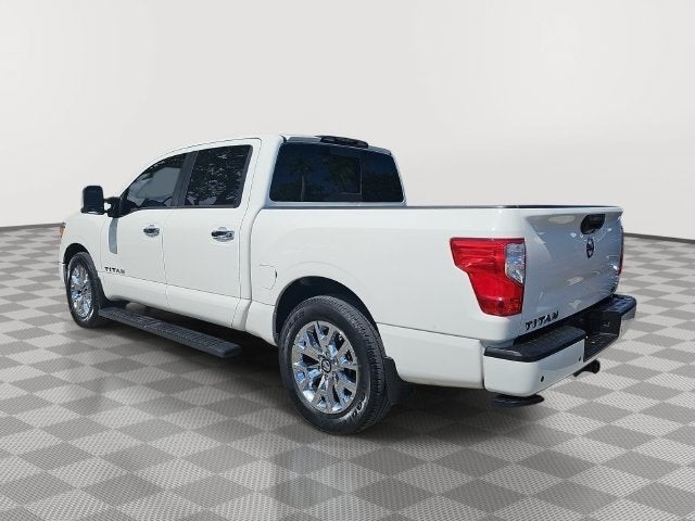2021 Nissan Titan SV
