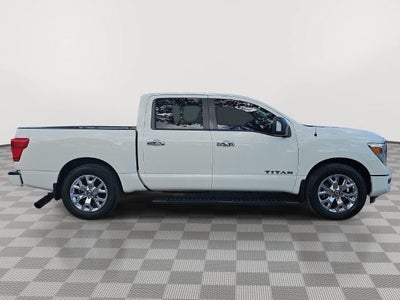 2021 Nissan Titan SV