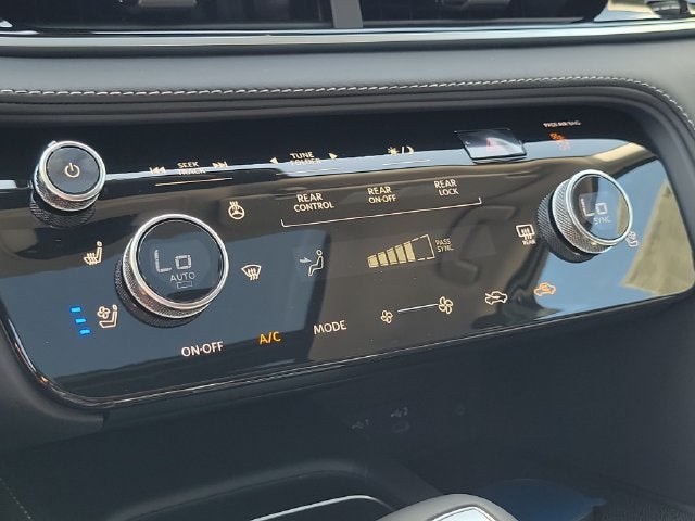 2027 INFINITI QX60 Luxe FWD