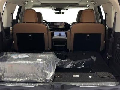 2027 INFINITI QX80 Luxe 2WD